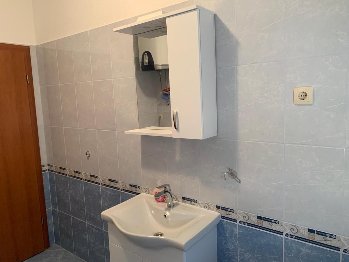 Kaštela Apartment Lena מראה חיצוני תמונה
