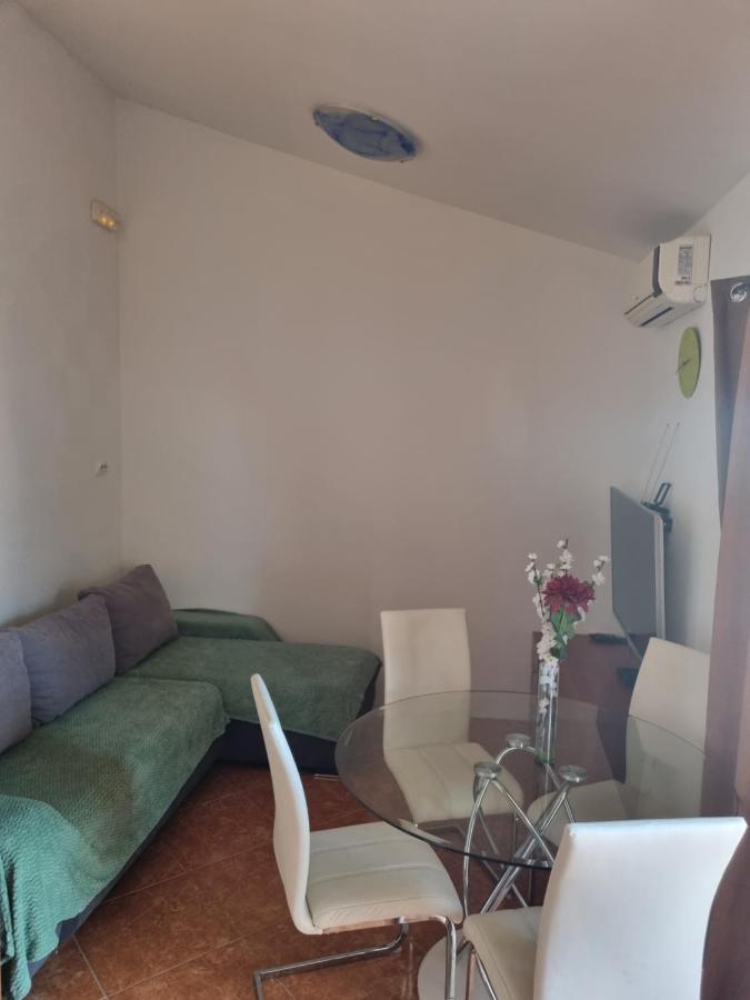 Kaštela Apartment Lena מראה חיצוני תמונה